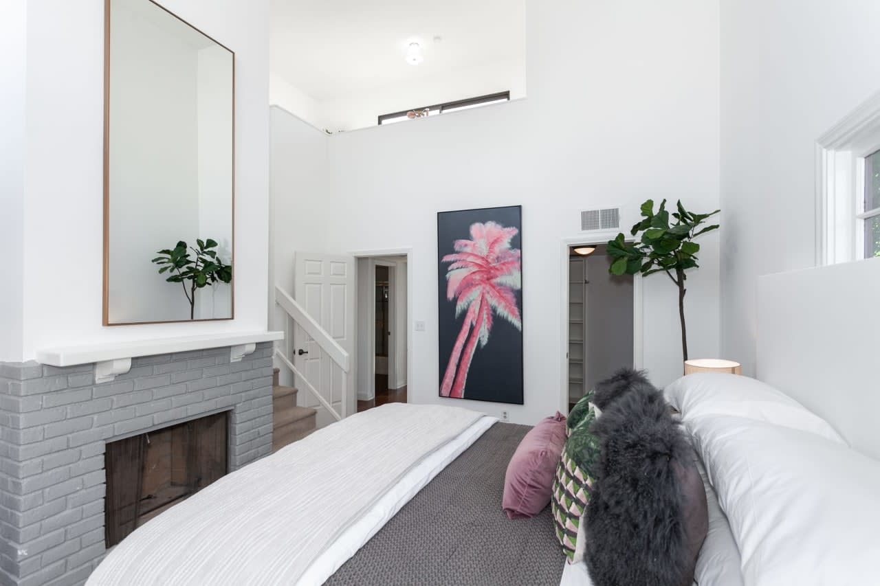 Brentwood Townhouse