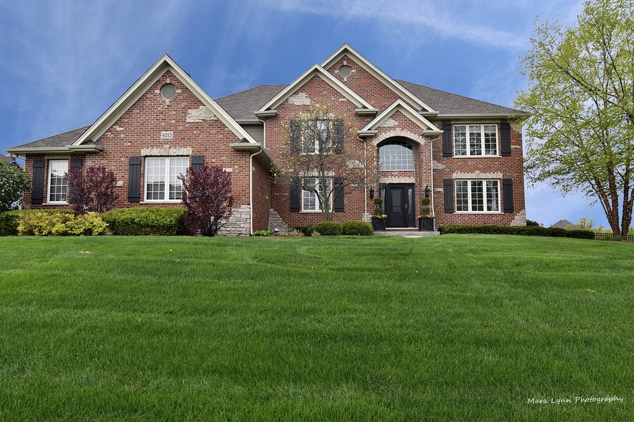 4215 River View Dr