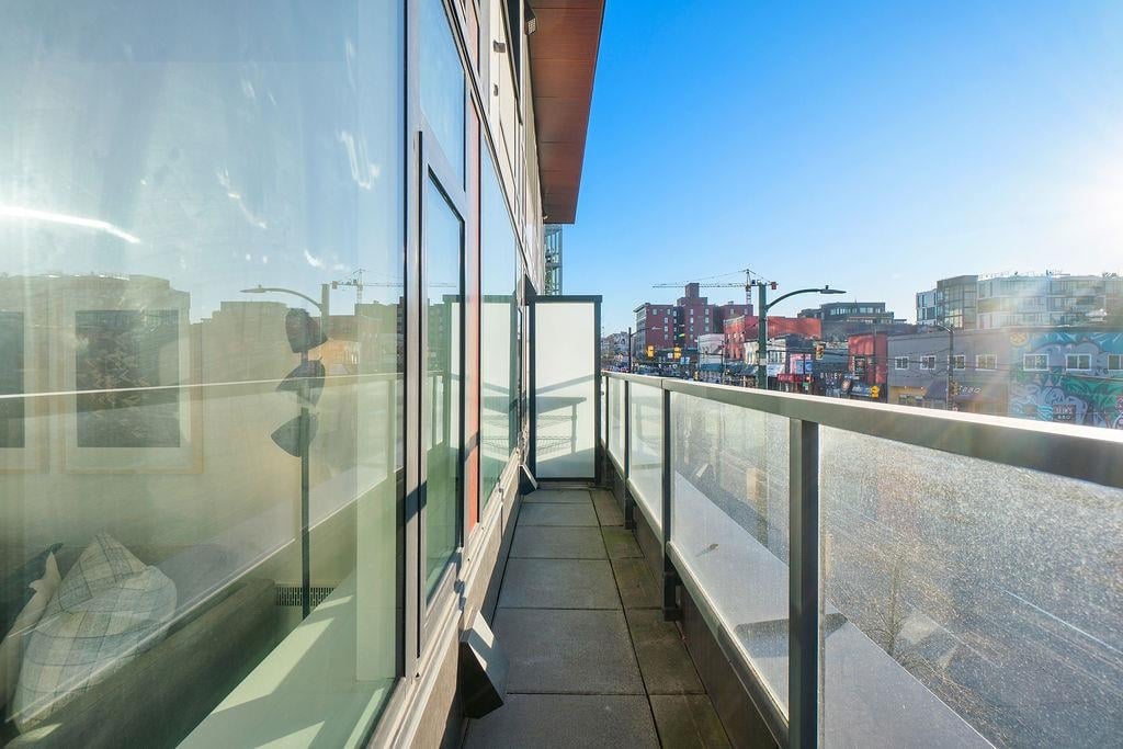 315-209 E 7th Ave