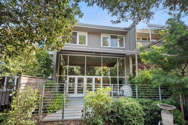 135 Stone Pine Ln
