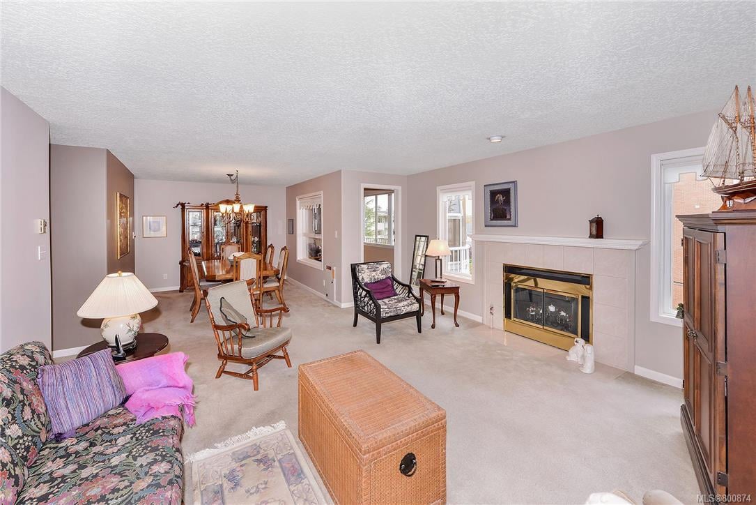 302-456 Linden Ave