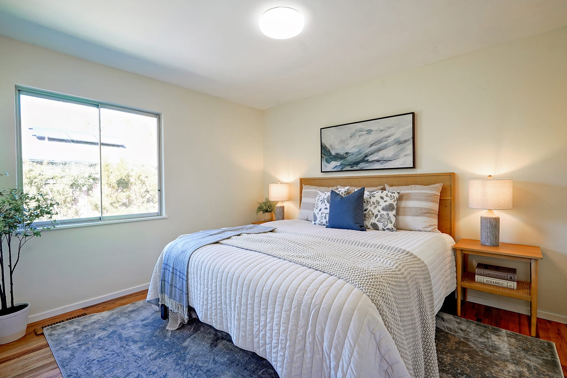 Pacific Grove Jewel - 910 Short St