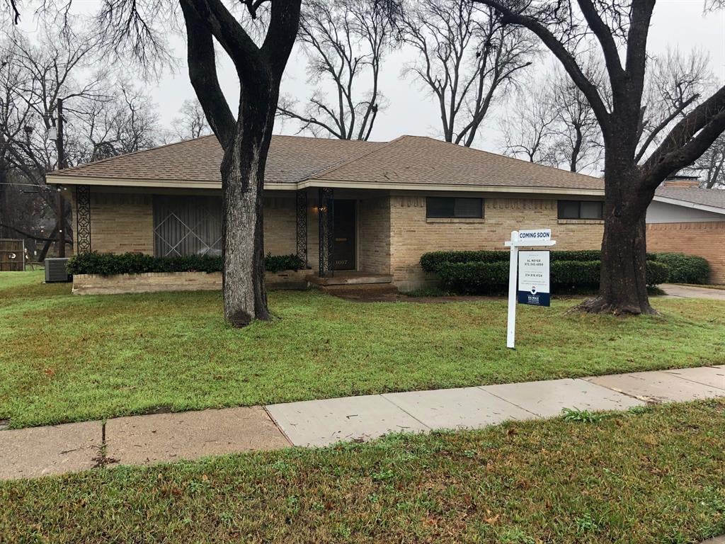 1017 Bardfield Ave