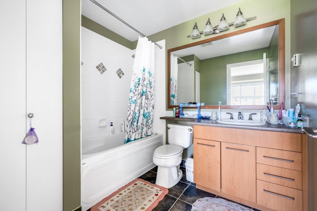 23-5988 Lancing Rd