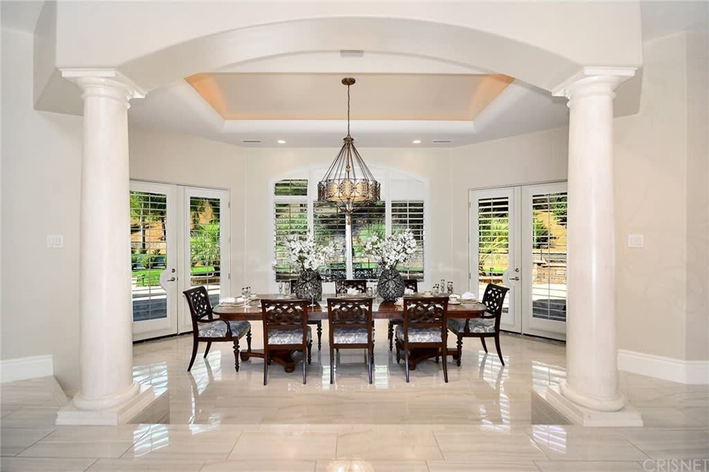 4011 Hunt Club Ct