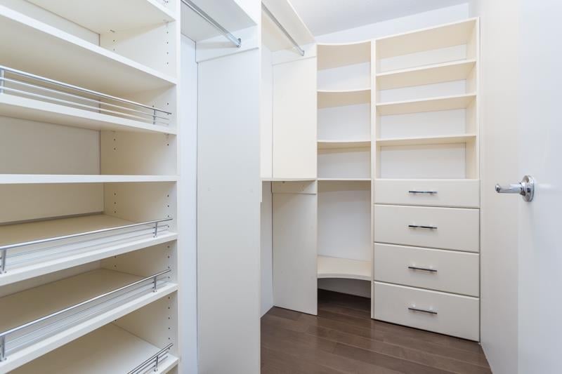 401-909 Mainland Street, Vancouver