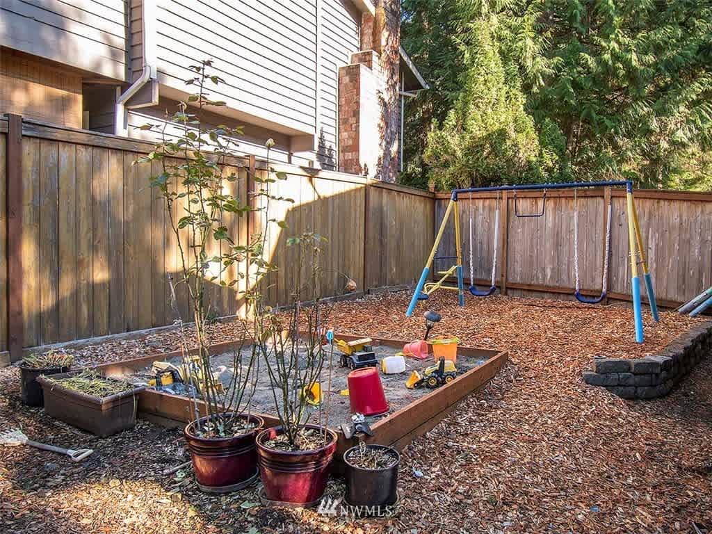 21428 82nd Ave SE