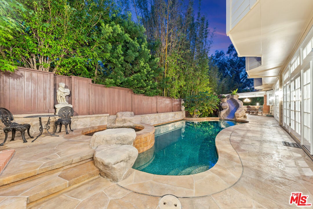 Opulent Ridge