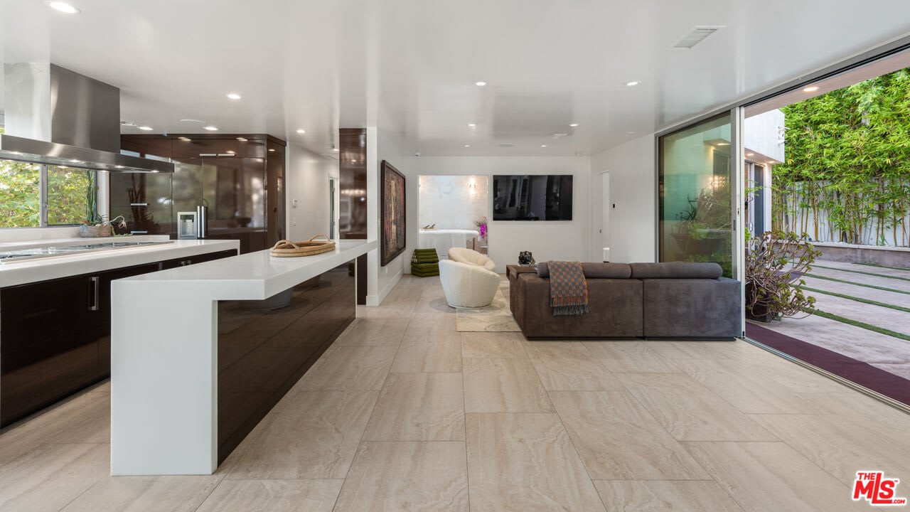 View Opulent