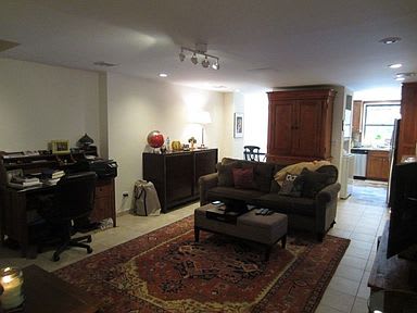 30 Montgomery Pl Apt: 1