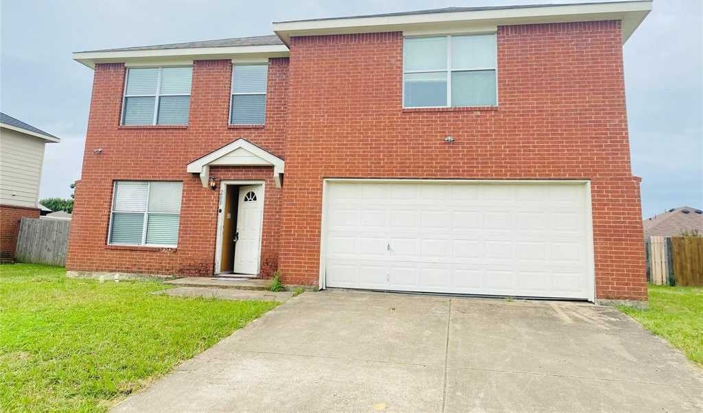 208 Vivian Drive
