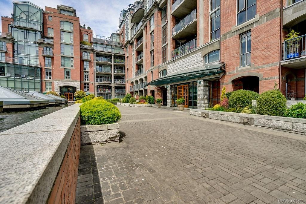 330-21 Dallas Rd