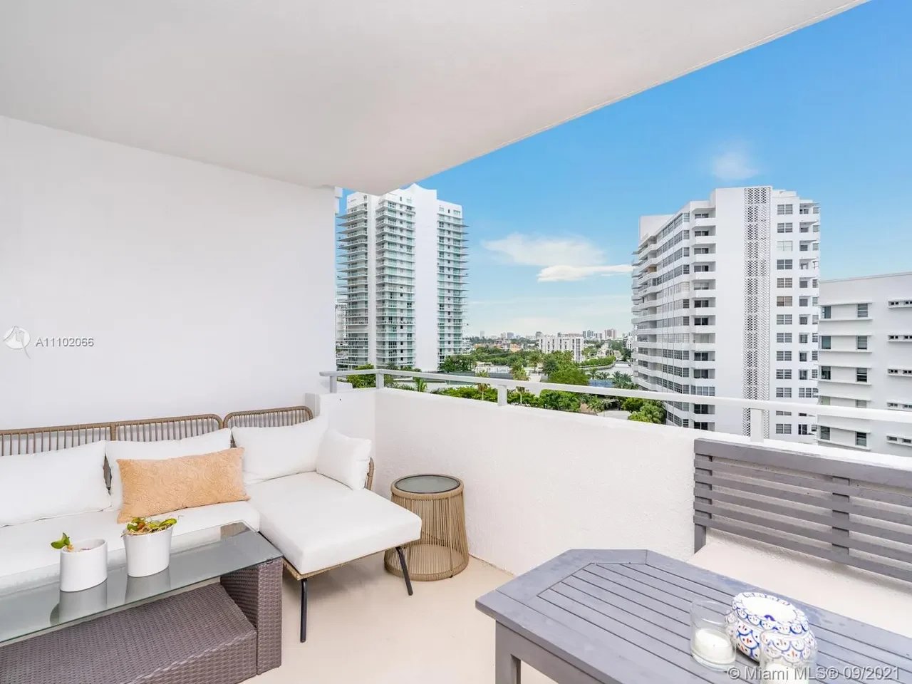 11 Island Avenue, #808