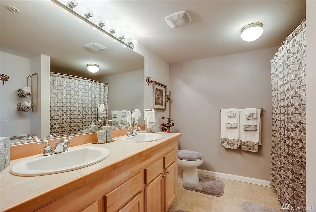 5909 Panorama Dr SE #18-102