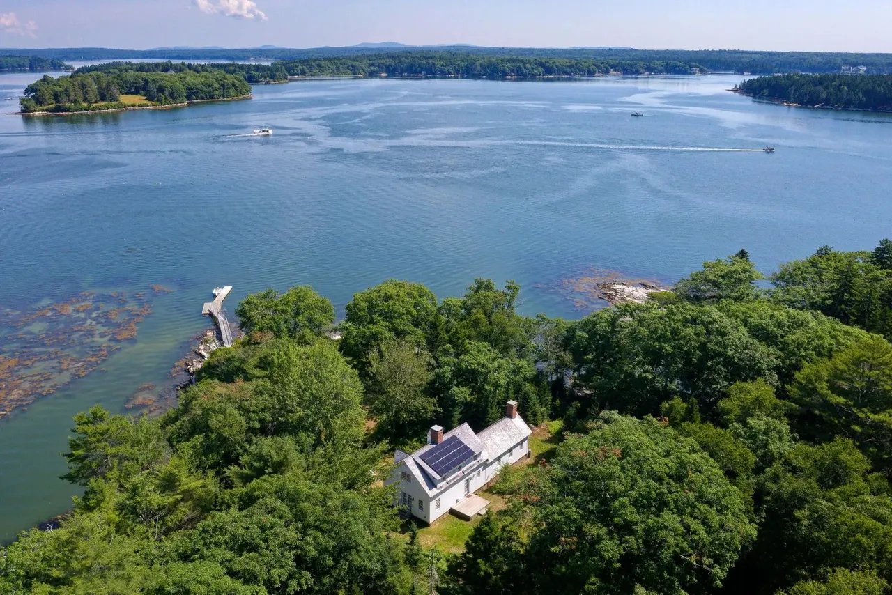 New Listing! Lot 00a, 001, & 005 Bremen Long Is, Bremen, ME 04551 – $2,300,000