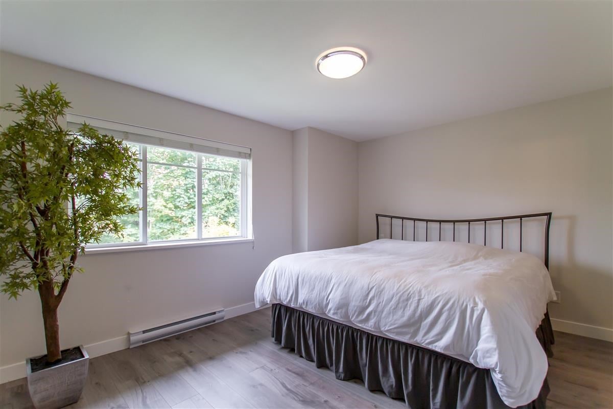14-1219 Burke Mountain St