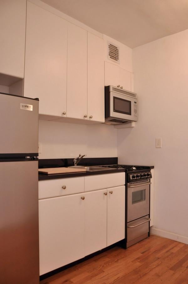 312 West 23rd Street, Apt 3-R