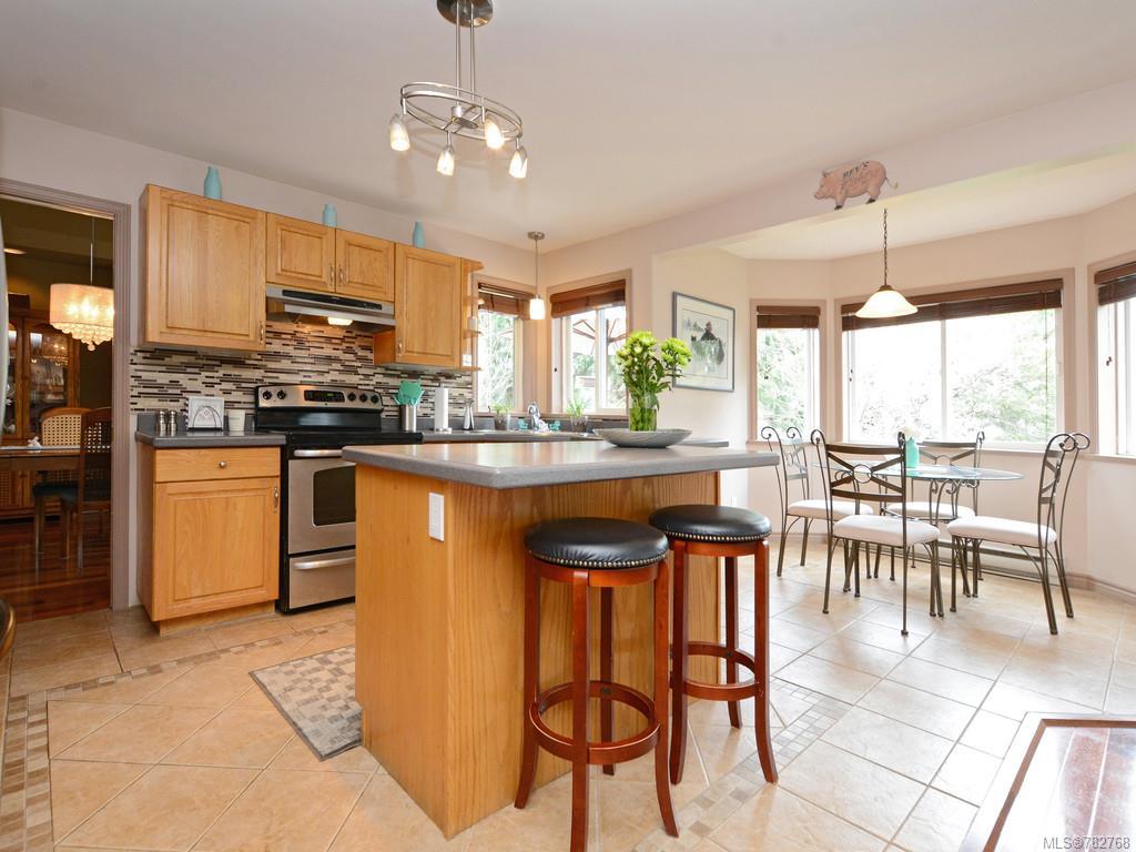 1370 Charles Pl