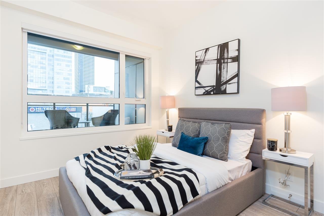 204-4468 Dawson St