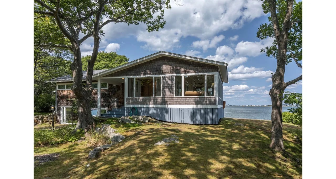 Home For Sale – 1 Leighton Point Lane, Biddeford, Maine 04005