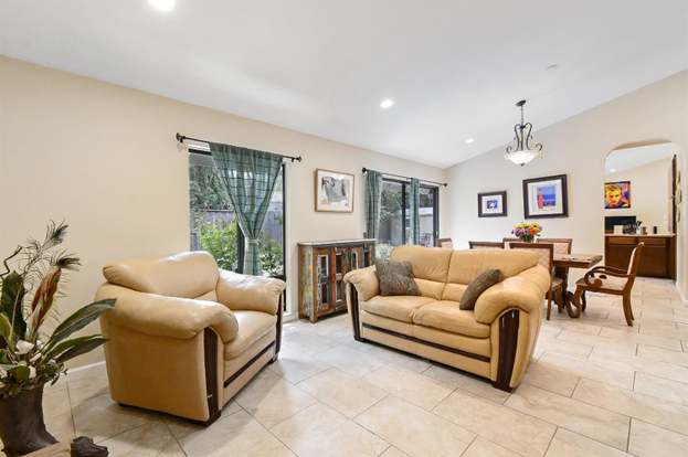 28 Ipanema Place