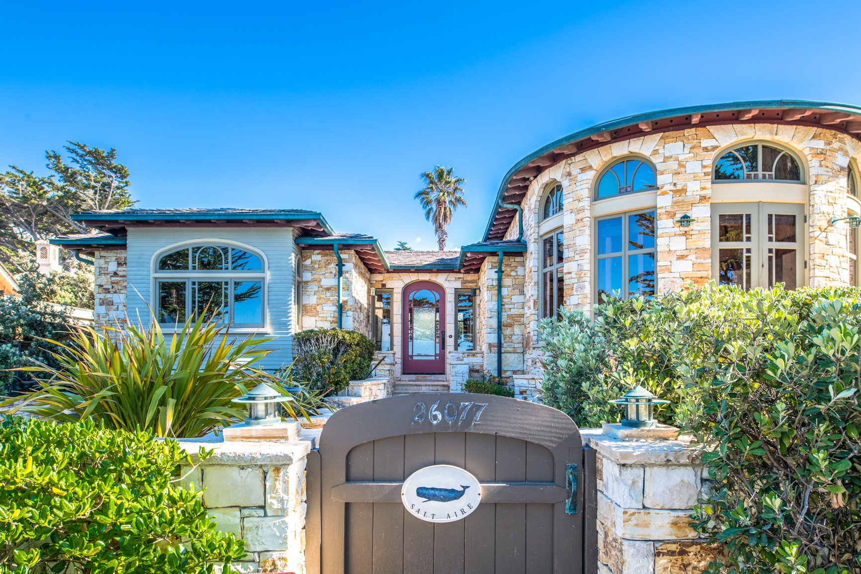 26077 Scenic Rd