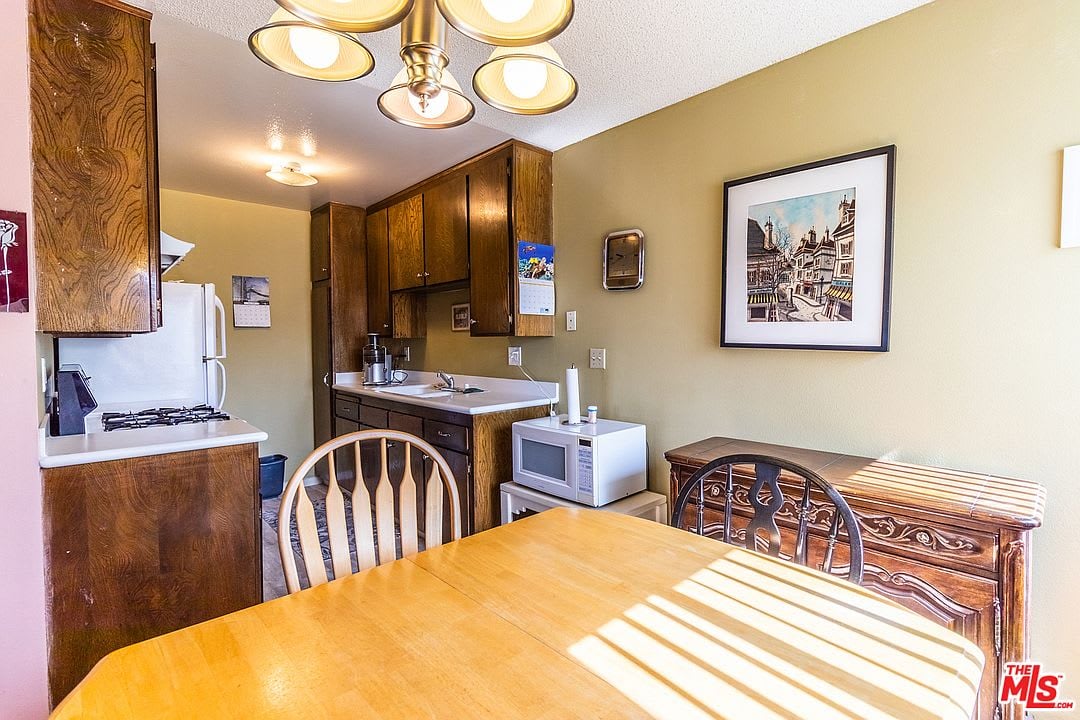 11813 Runnymede St Apt 31