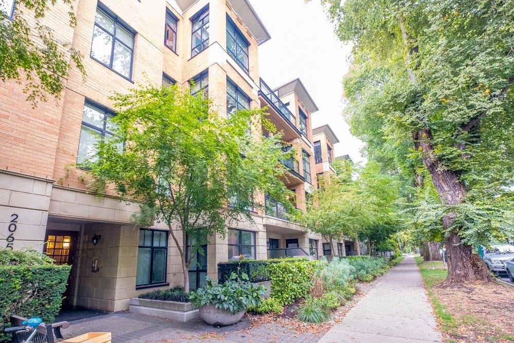 101-2065 W 12th Avenue, Vancouver