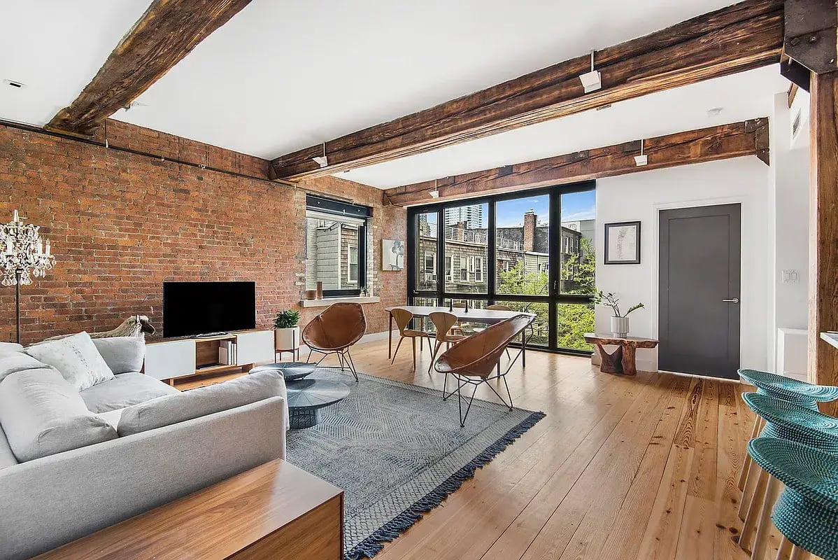 72 Berry Street Unit: 3C