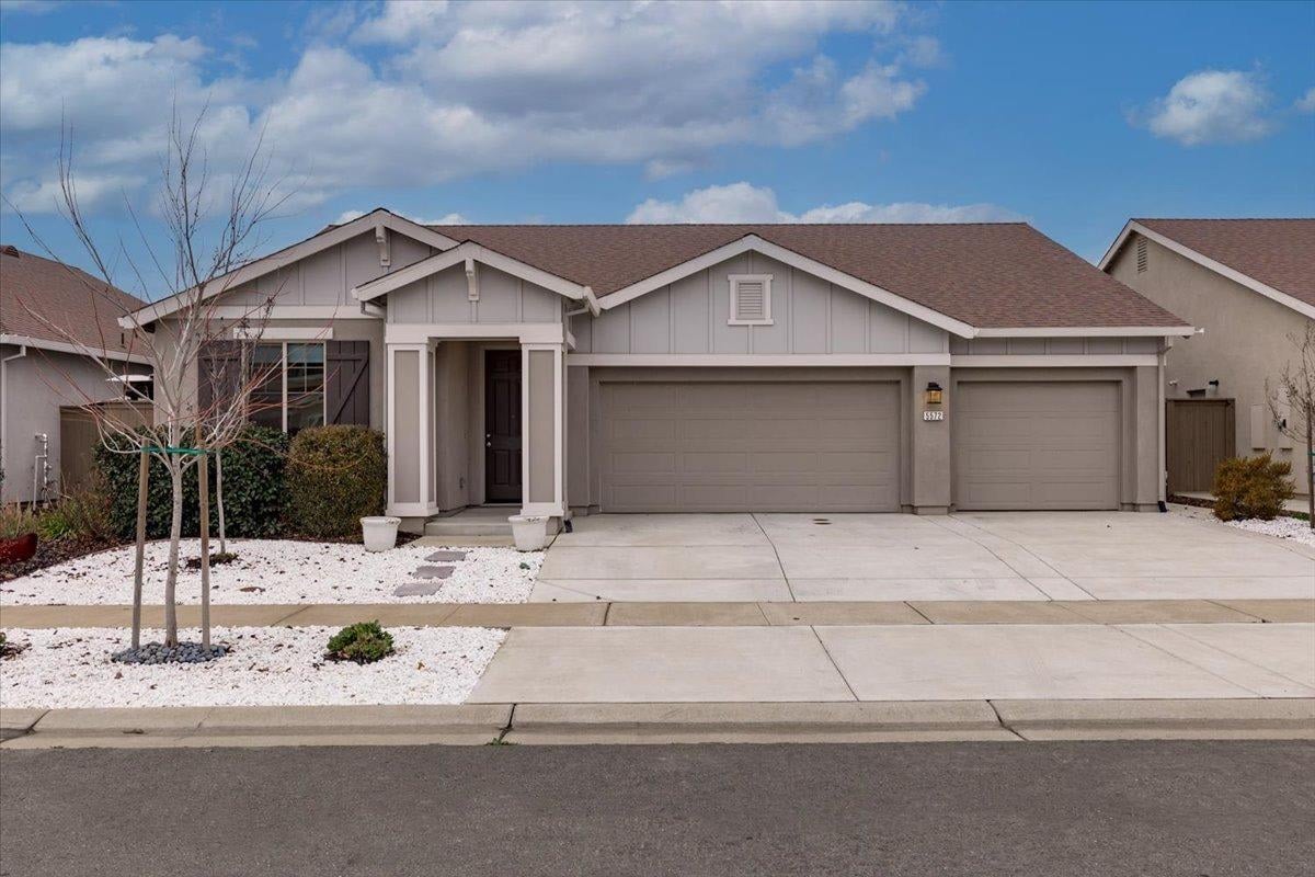 5572 Harcrest Drive • Marysville • 95901