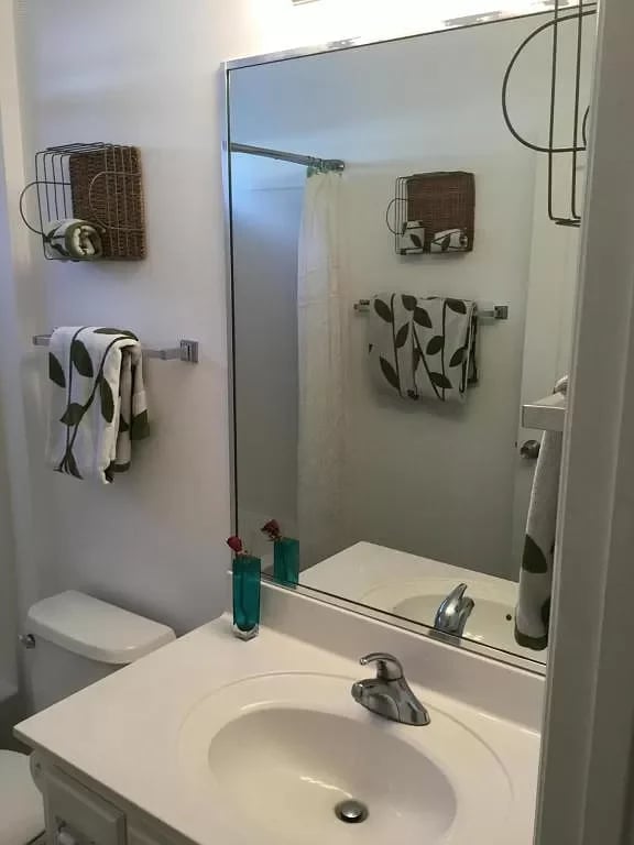 7009 STARFISH Court
