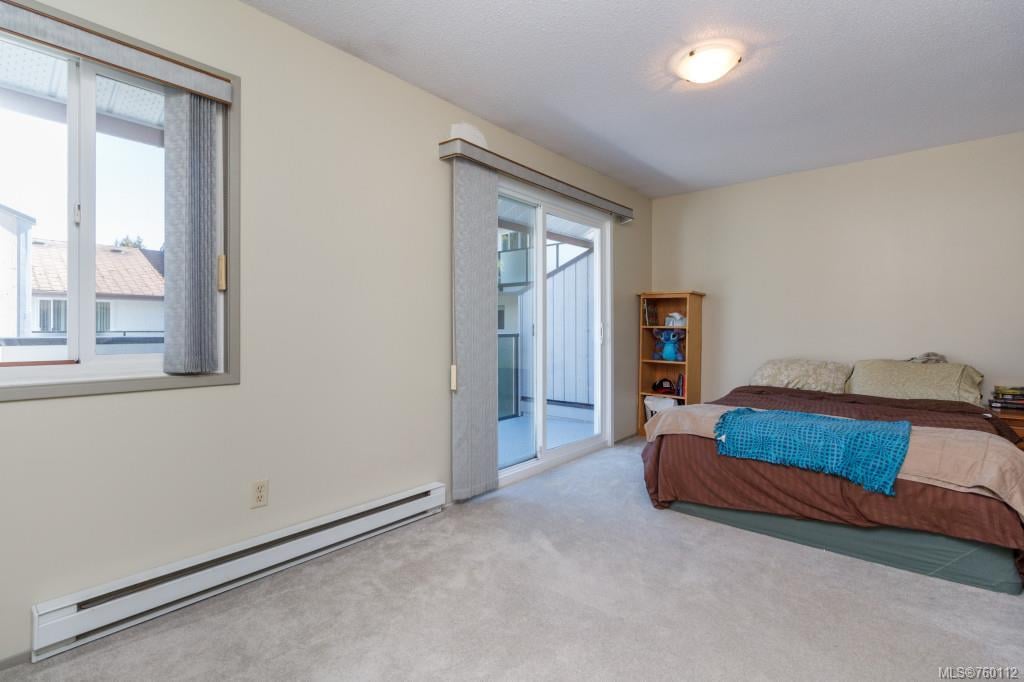 15-3230 Rutledge St, Saanich