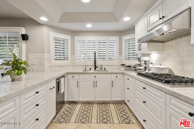 5639 Starwood Ct