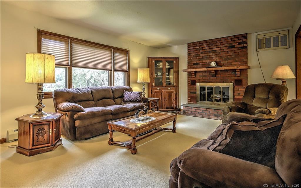 28 Twin Circle Rd