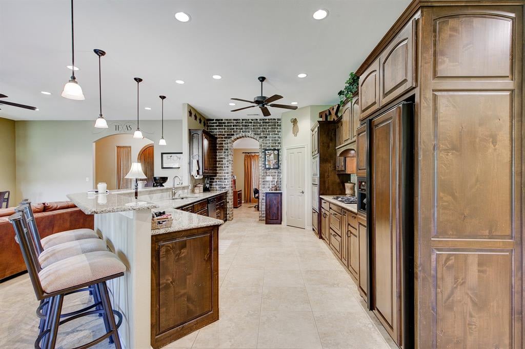 811 Barbara Ln