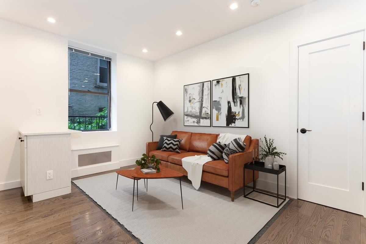 152 Thompson Street, Apt 3-B