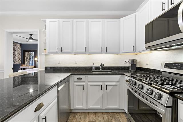 325 Willow Ave #4B
