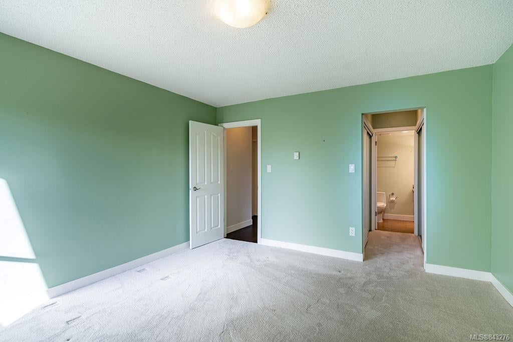 405-2125 Oak Bay Ave