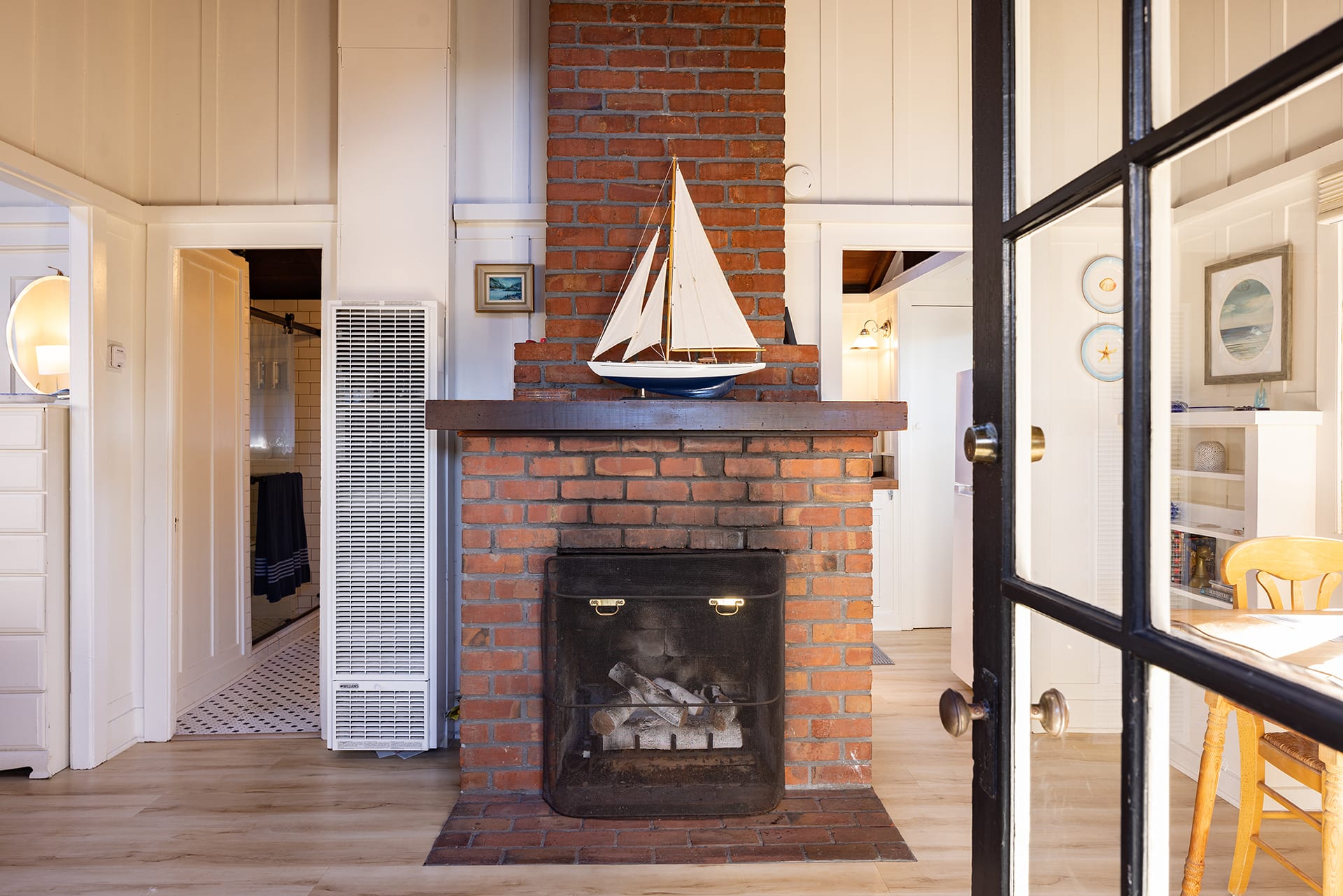 Spacious Carmel Cottage - Monte Verde & 7th SWC