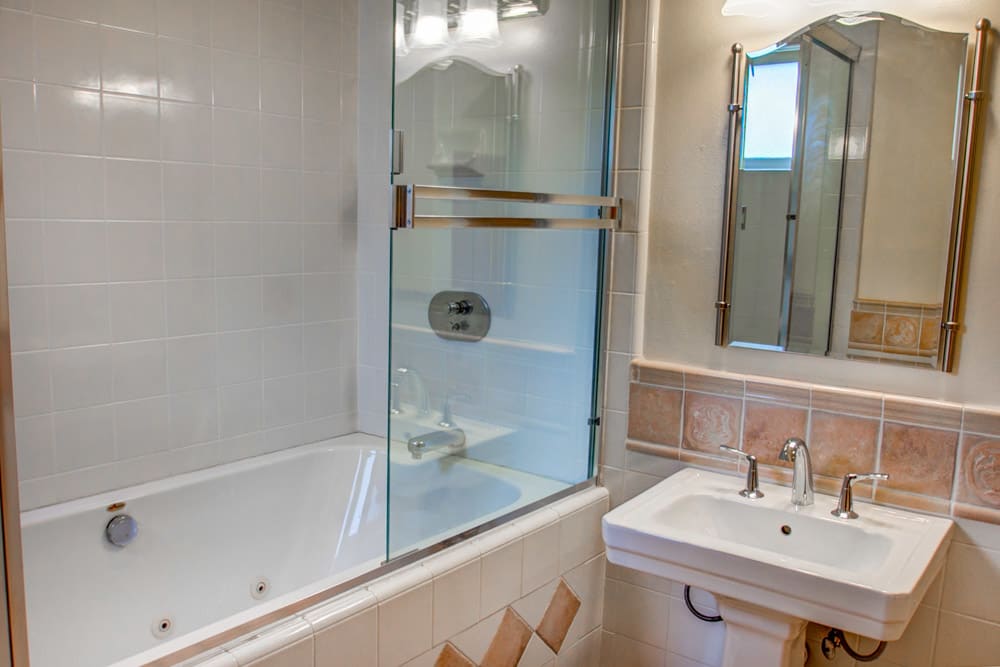 3621 Alta Mesa Dr Studio City, CA