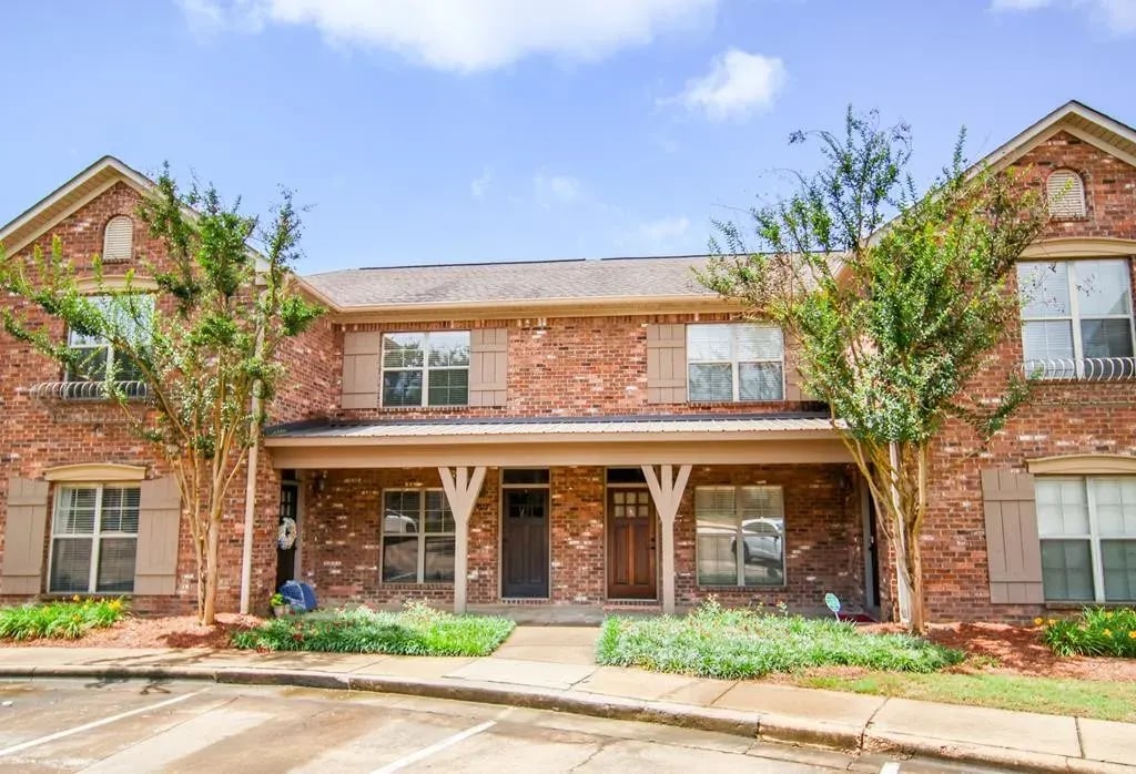 2150 Anderson Rd Unit 402