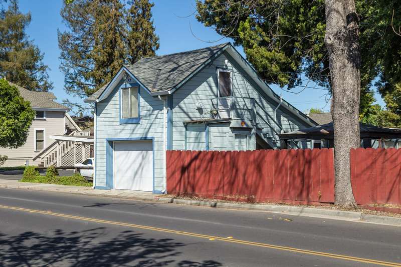 149 Harrison Ave