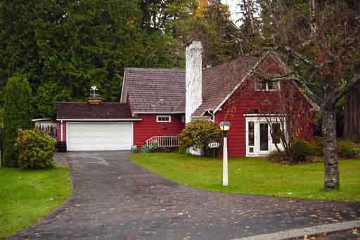 3323 Redfern Pl
