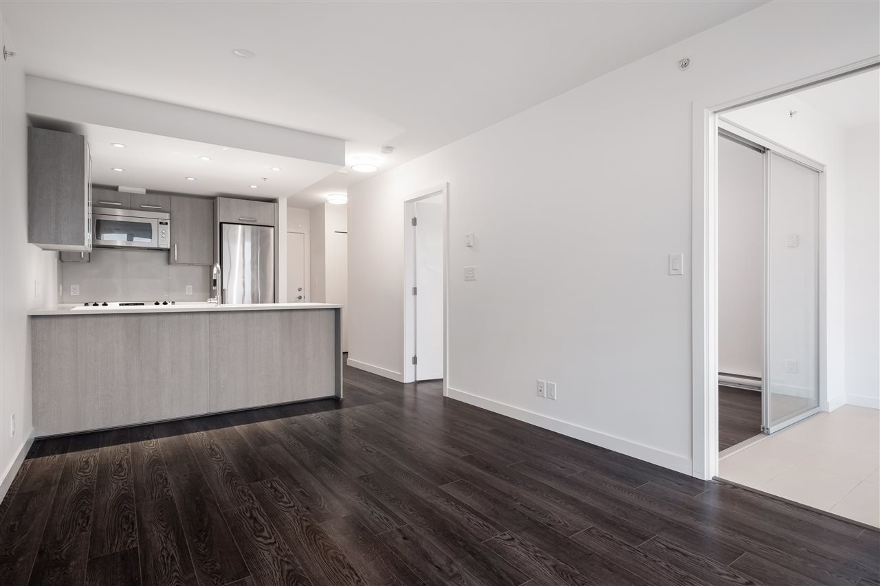 356-955 E Hastings St