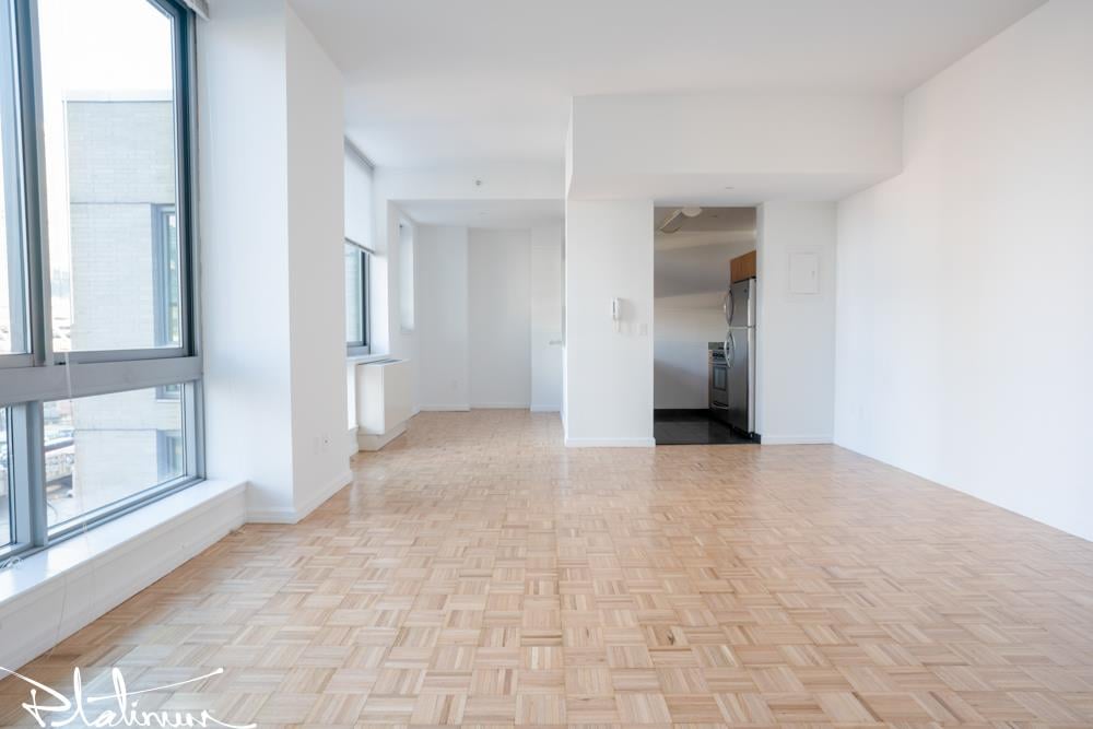 455 West 37th Street, Apt 305