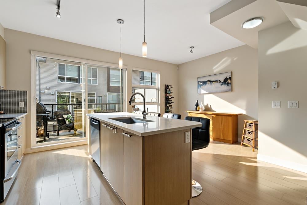 124-2228 162 St