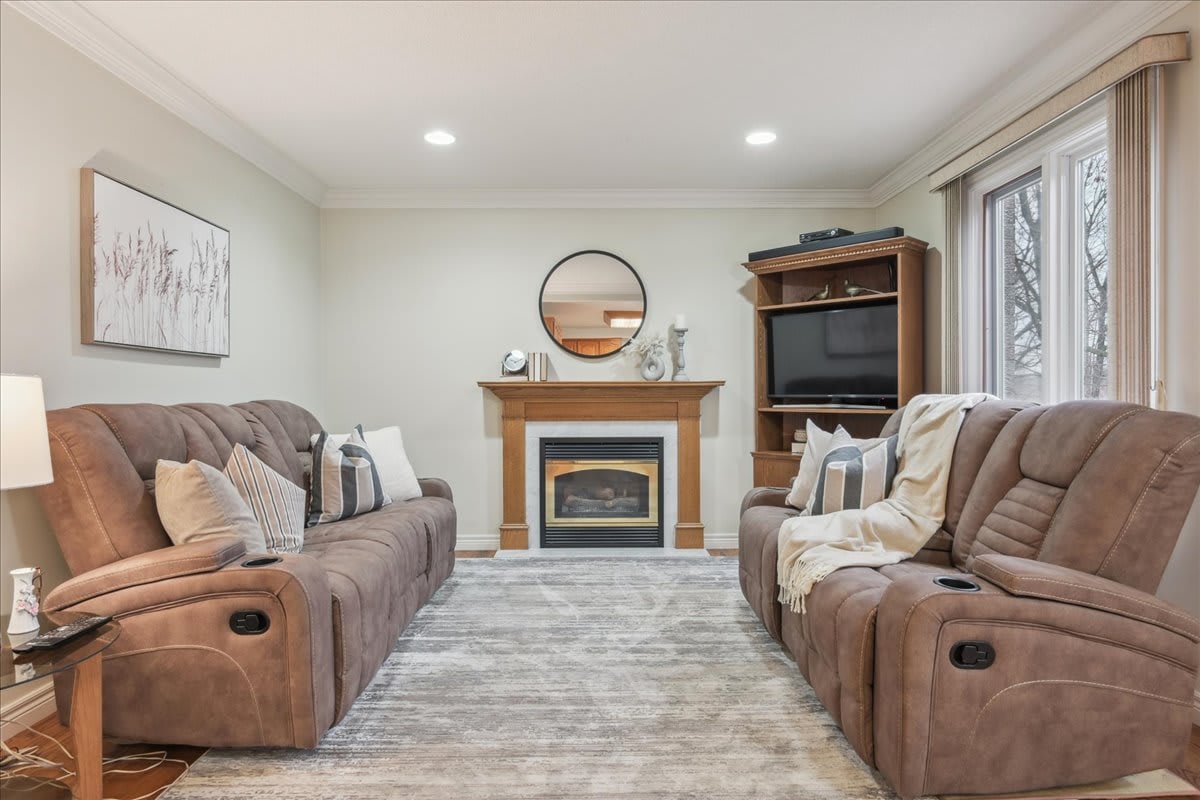 Situated on a quiet court & backing onto Bronte Creek