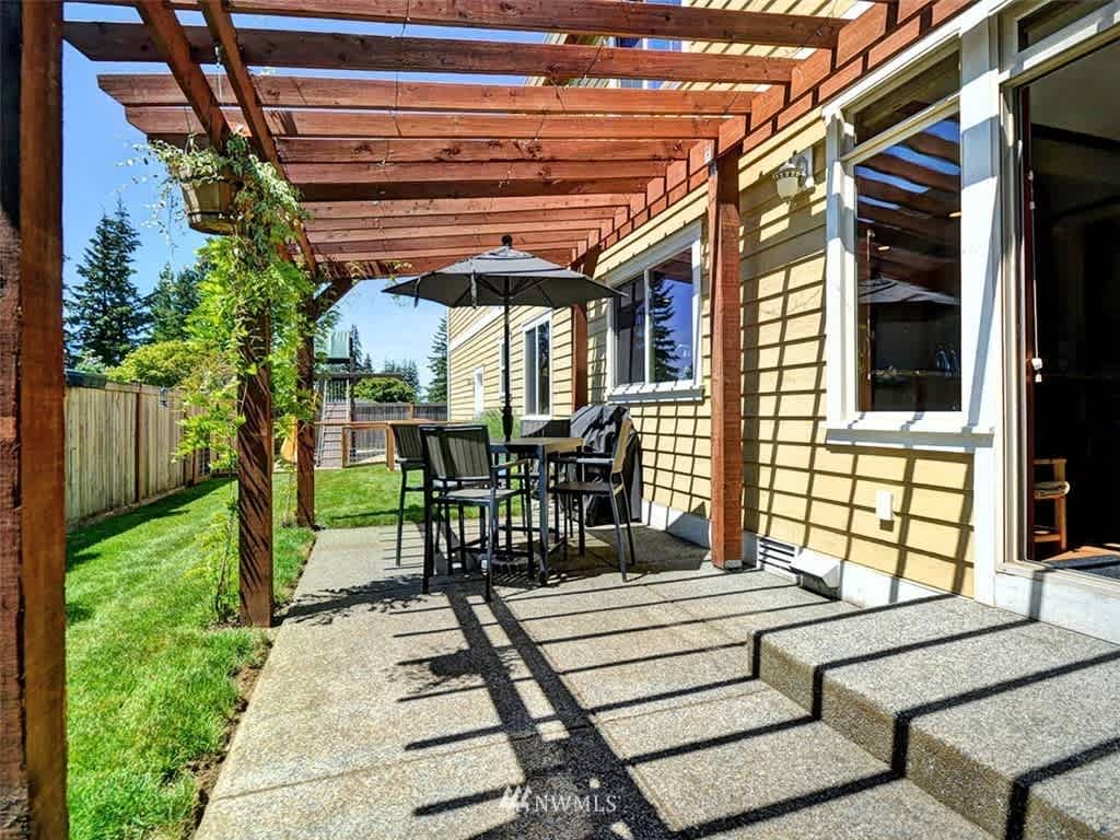 509 NW 195th St