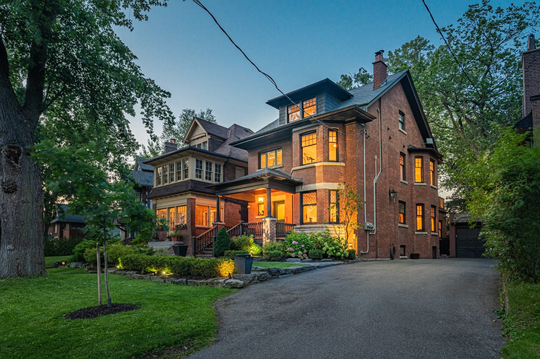 18 Castle Frank Cres