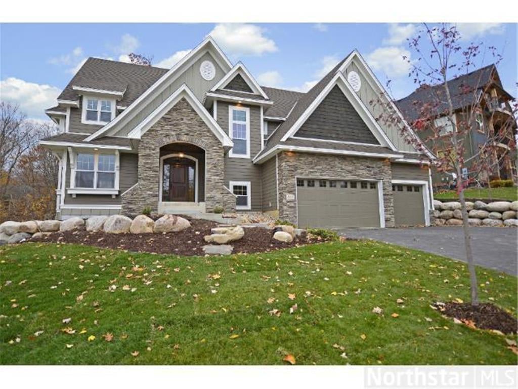 7421 Dogwood Rd
